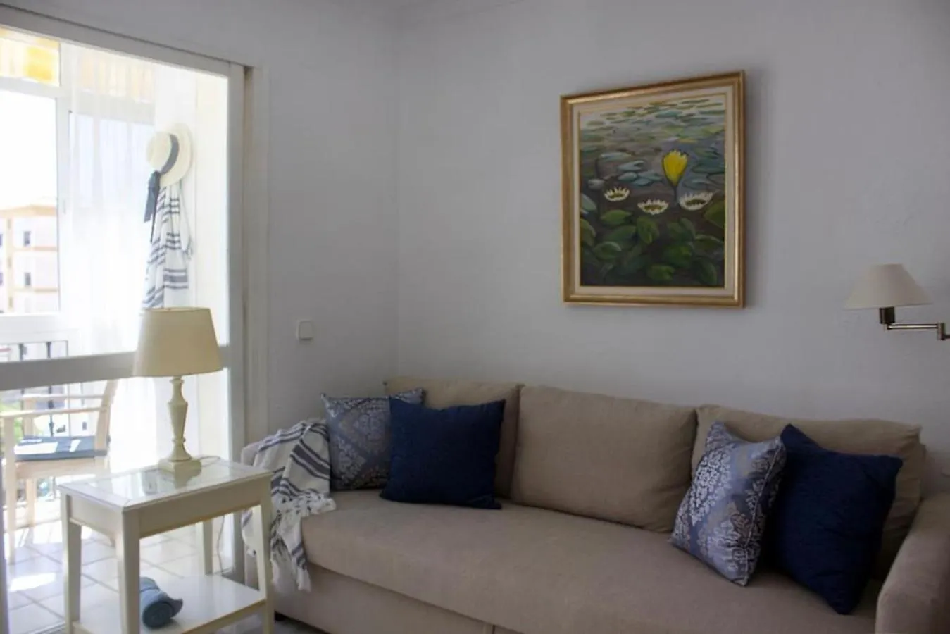 Centrally Located South Facing Apartment With Pool Torremolinos Espagne