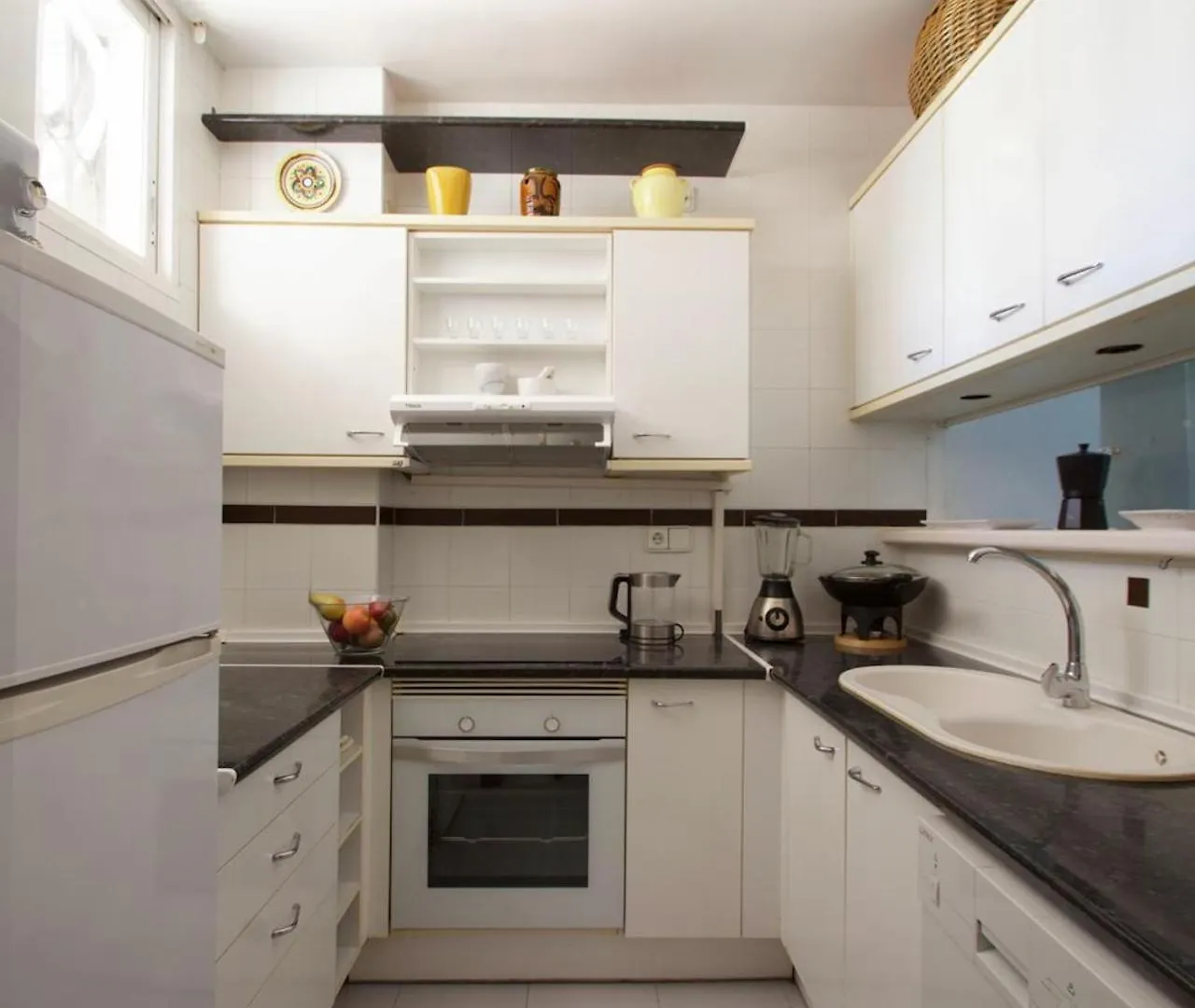 Centrally Located South Facing Apartment With Pool Torremolinos Spanien